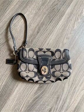Coach Signature legacy turnlock Wristlet
